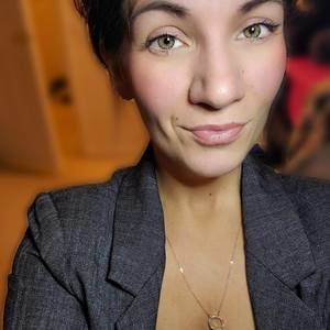 Meet your Posher, Rachel hope